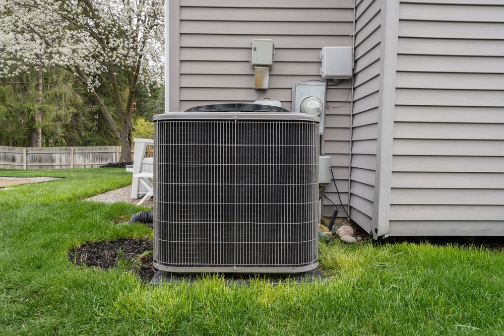 Air conditioner in front of Weston, Wi house